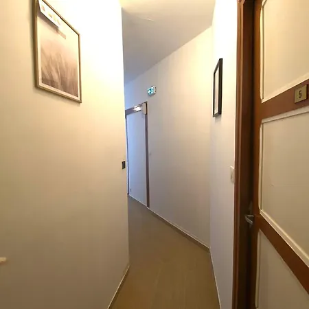 Isvara 2*